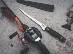 Saga Filetiermesser Fish & Hunt -Magnum || United Cutlery || SOG Verkaufsgeschäft boeker manufaktur solingen saga filetiermesser fish hunt 133282 3 1280x1280