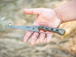 TOPS Knives Muley Saw Tan Black G10 -Magnum || United Cutlery || SOG Verkaufsgeschäft tops knives muley saw tan black g10 02tp207 4 1280x1280